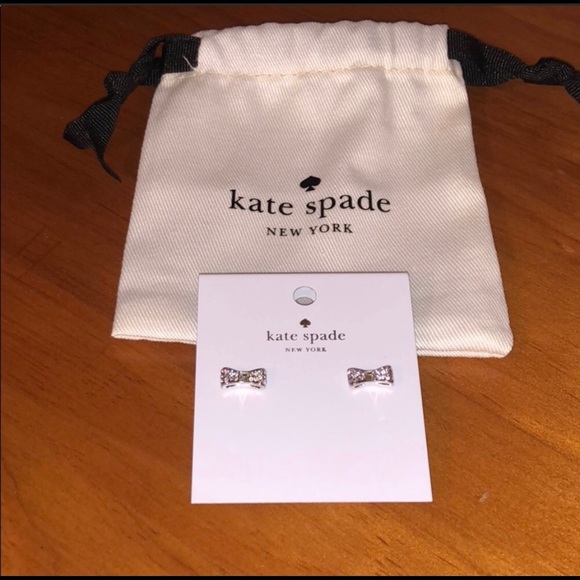 Super Cute Kate Spade ♠️ Bow Earrings 🌸 - Picture 3 of 5